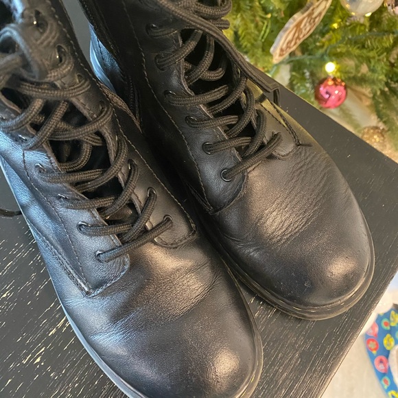 Dr marteens - Picture 2 of 7